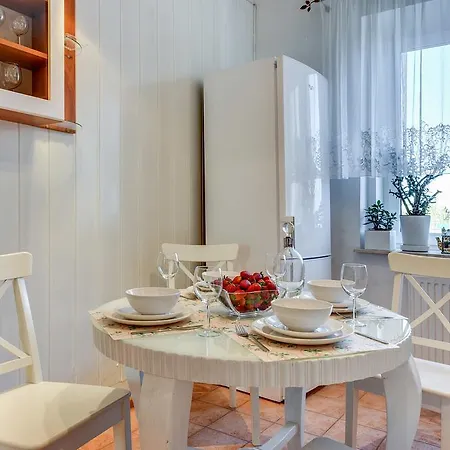 Kamienica Hotelowe Komfortowe Lozka, Plaza Orlowo Molo Хостел *