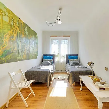 Kamienica Hotelowe Komfortowe Lozka, Plaza Orlowo Molo *