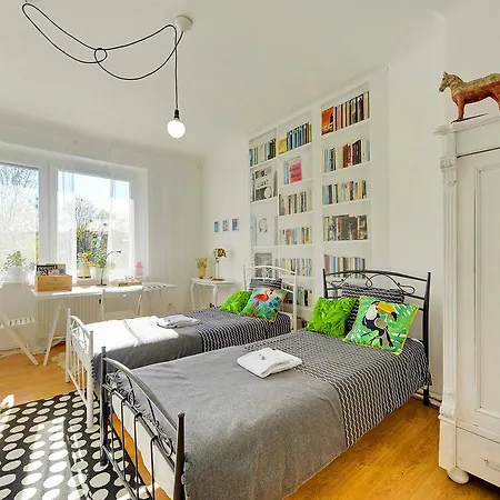 Kamienica Hotelowe Komfortowe Lozka, Plaza Orlowo Molo