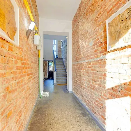 Kamienica Hotelowe Komfortowe Lozka, Plaza Orlowo Molo